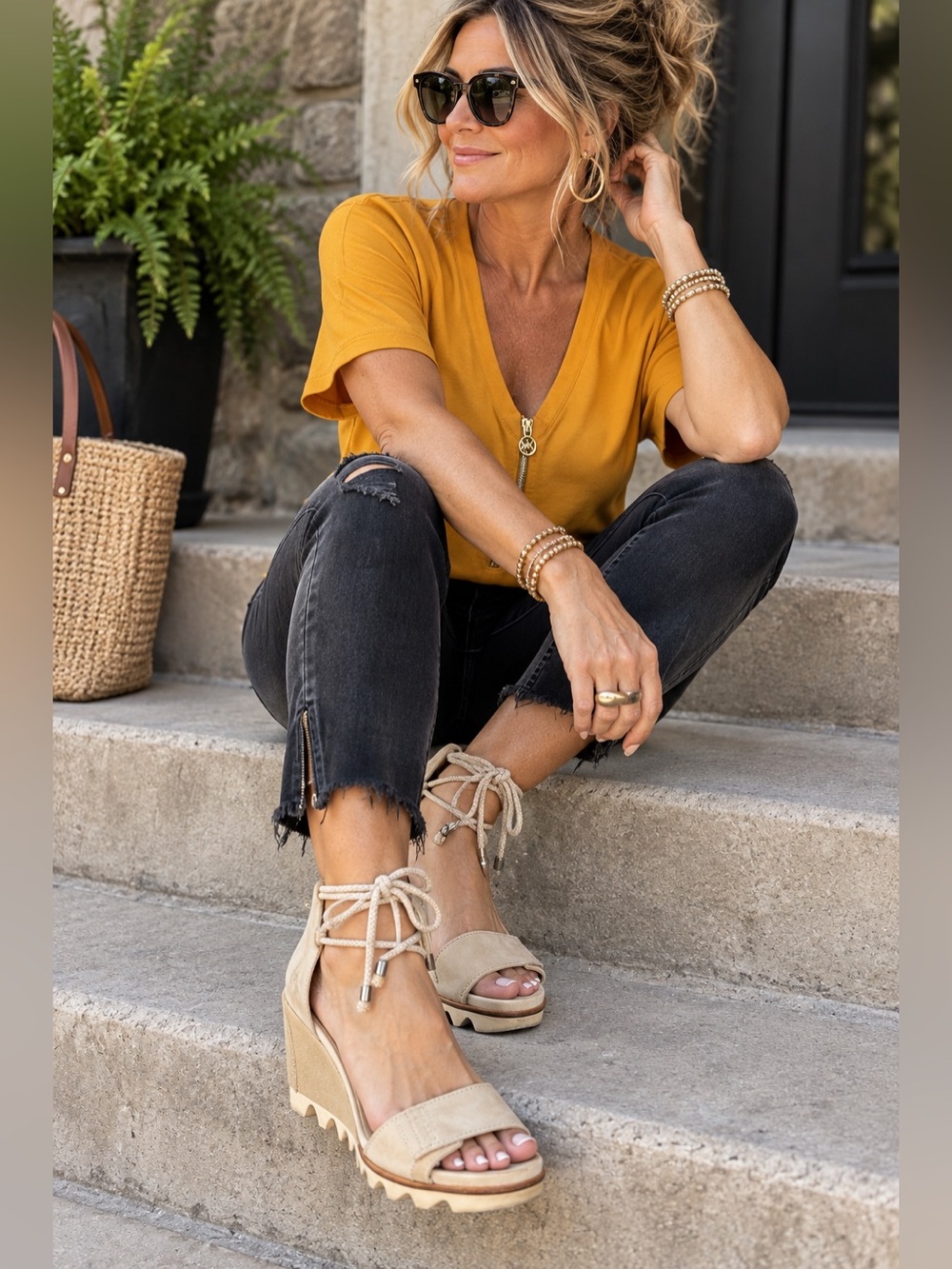 Michael Kors Gold V-Neck Half Zip Stretch Knit Top Solid Womenβs L Retails @ $98